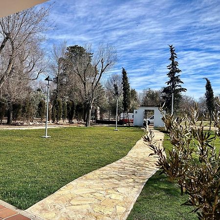 Villa Mercedes Argamasilla de Calatrava Extérieur photo