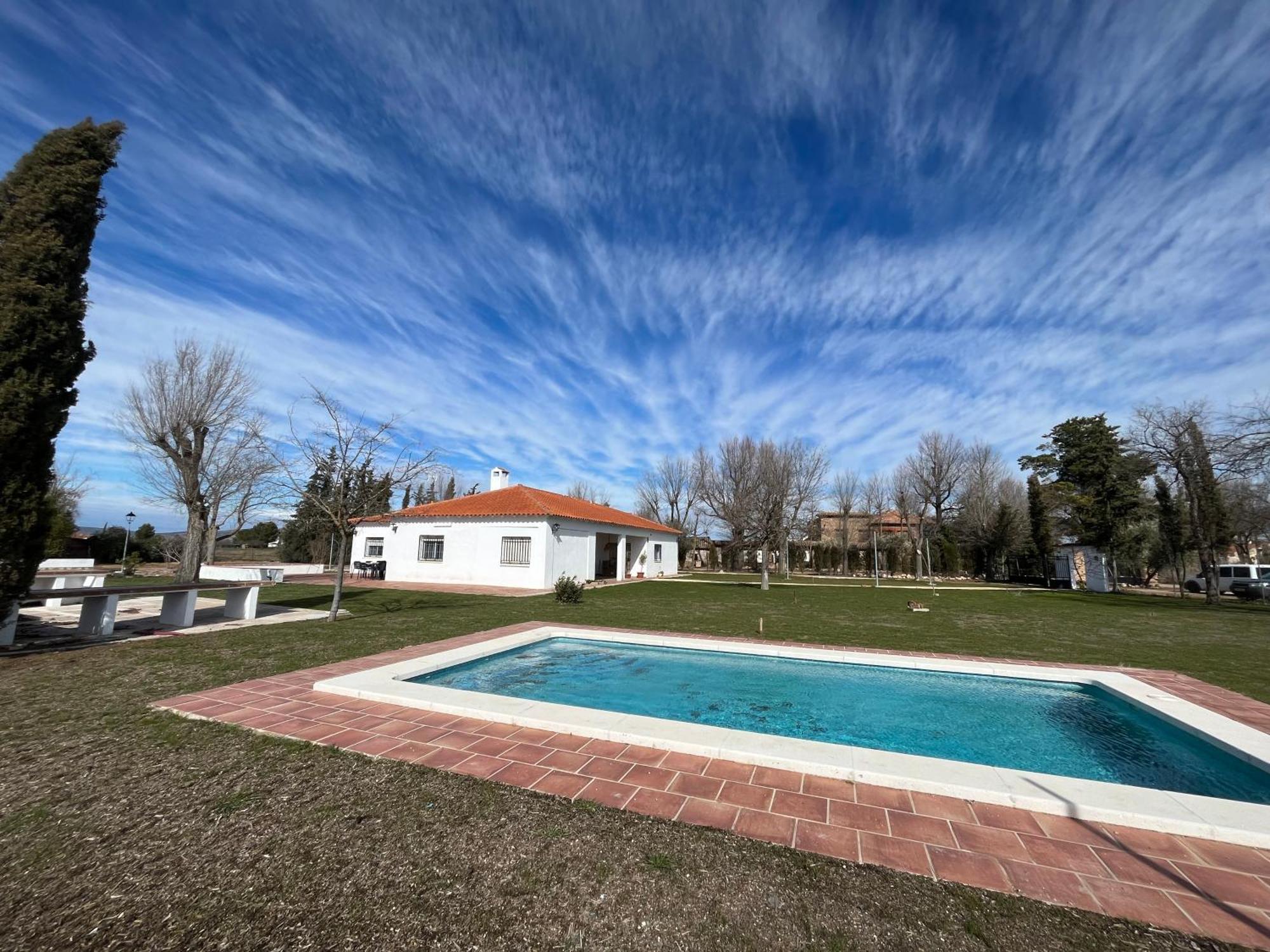 Villa Mercedes Argamasilla de Calatrava Extérieur photo